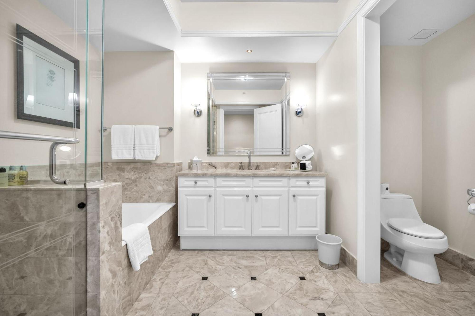 2 Bedroom Or King Studio Suites Four Seasons Hotel Miami Free Wi-Fi & Free Parking Exterior foto
