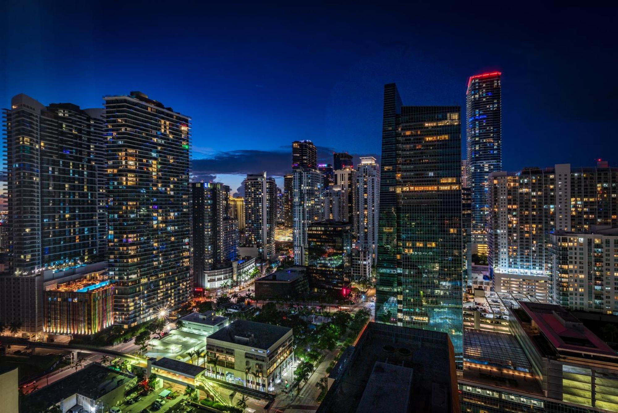 2 Bedroom Or King Studio Suites Four Seasons Hotel Miami Free Wi-Fi & Free Parking Exterior foto